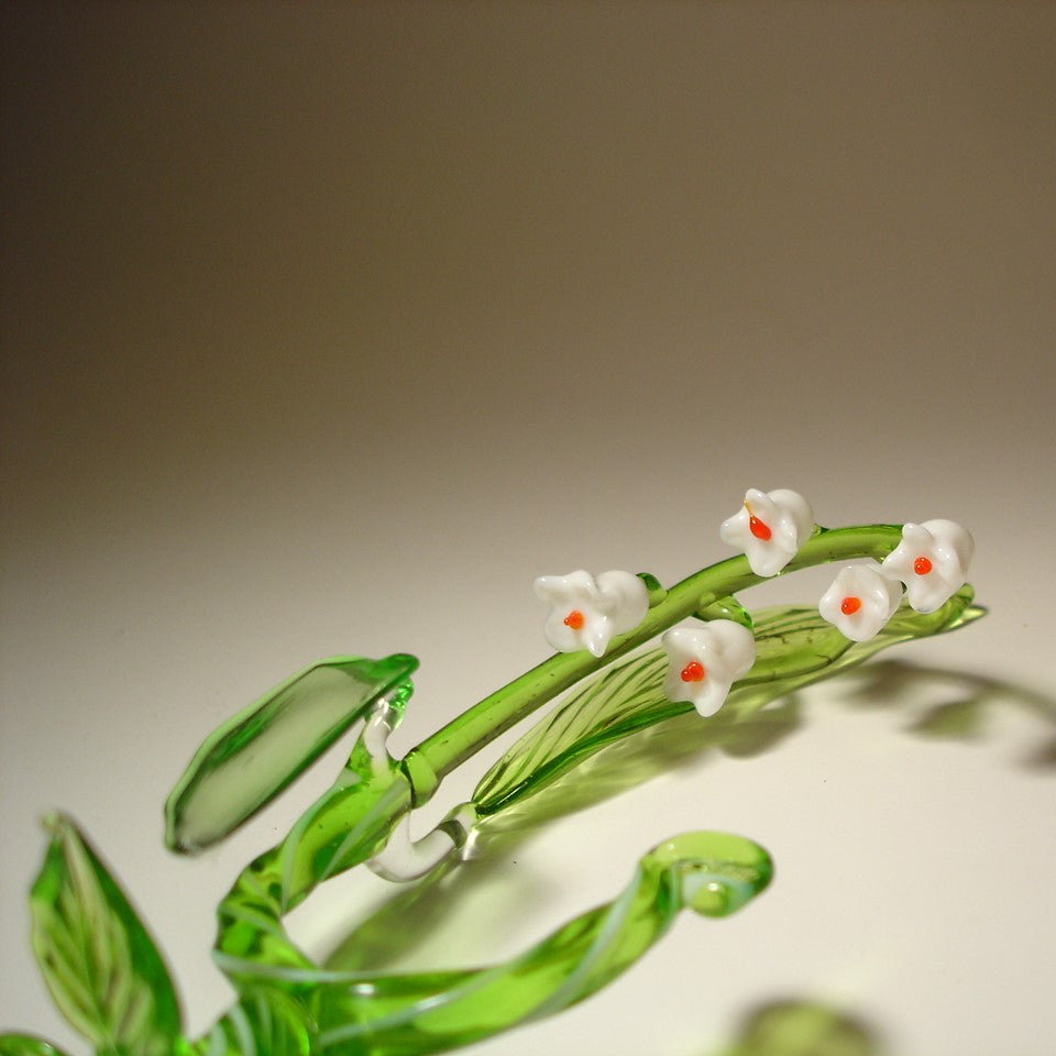 different view of the glass Lily of the Valley figurine to show the flowers