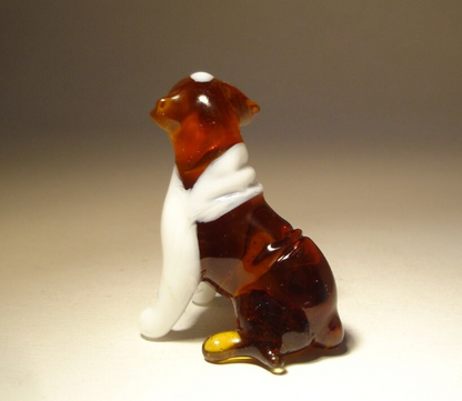 back view of the Glass Bulldog figurine showing the distinct wrinkled skin 